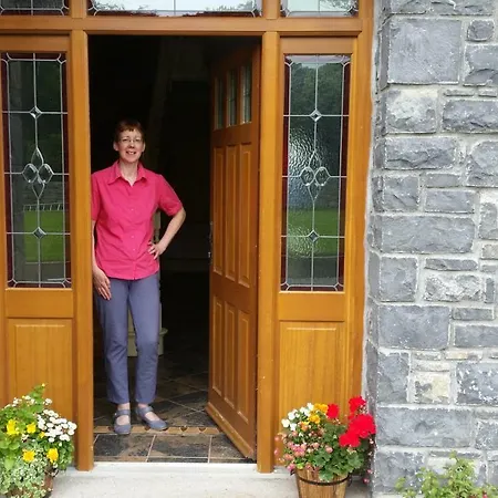 Whitethorn Lodge, Bed & Breakfast, Lackafinna