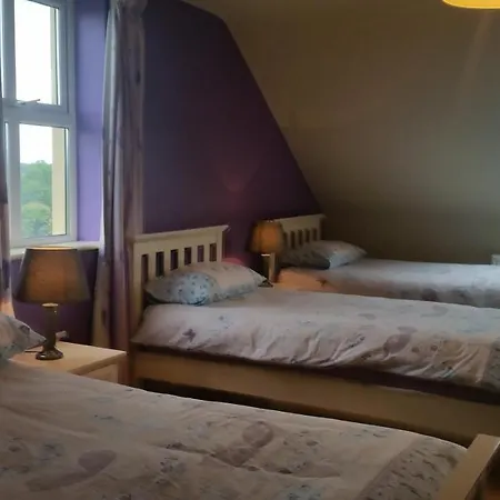 Whitethorn Lodge, Bed & Breakfast, Lackafinna *